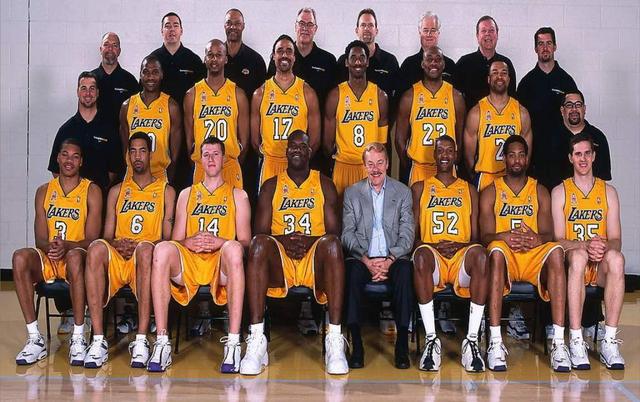 为中轴提供 为中轴提供