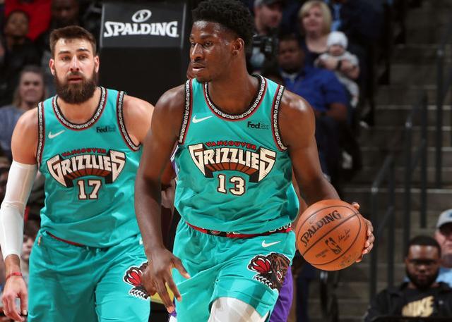 尺寸持续下 尺寸持续下